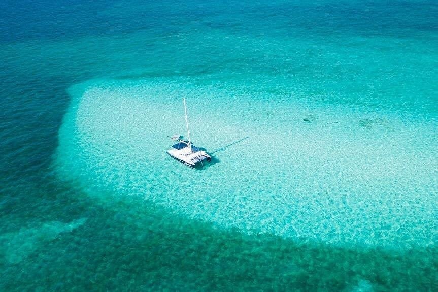 Sand bar, the right spot to chill out
